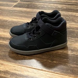 Stride Rite Unisex-Child SRT Ryker Sneaker Boot